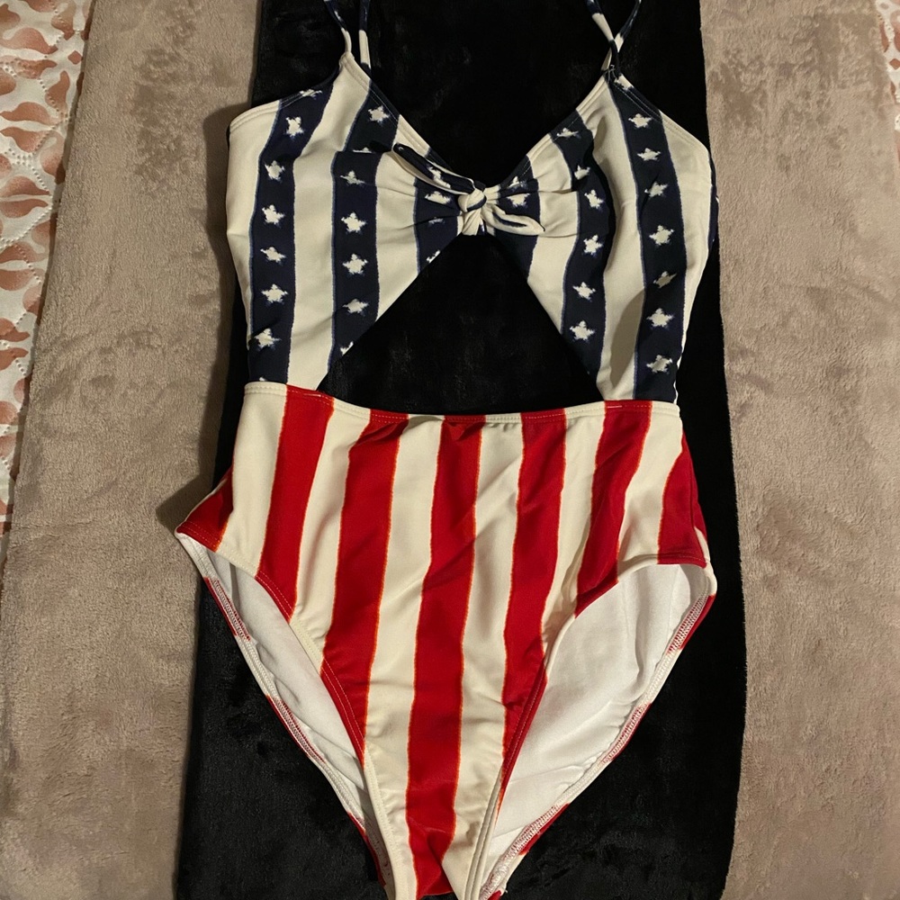 Hollister bathing suit